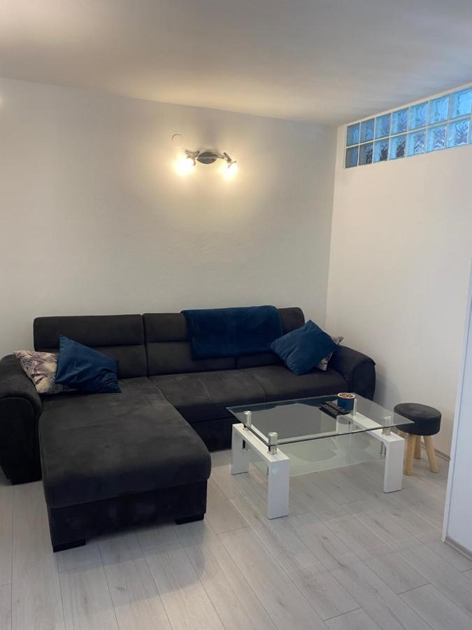 Apartman Sara * Pula